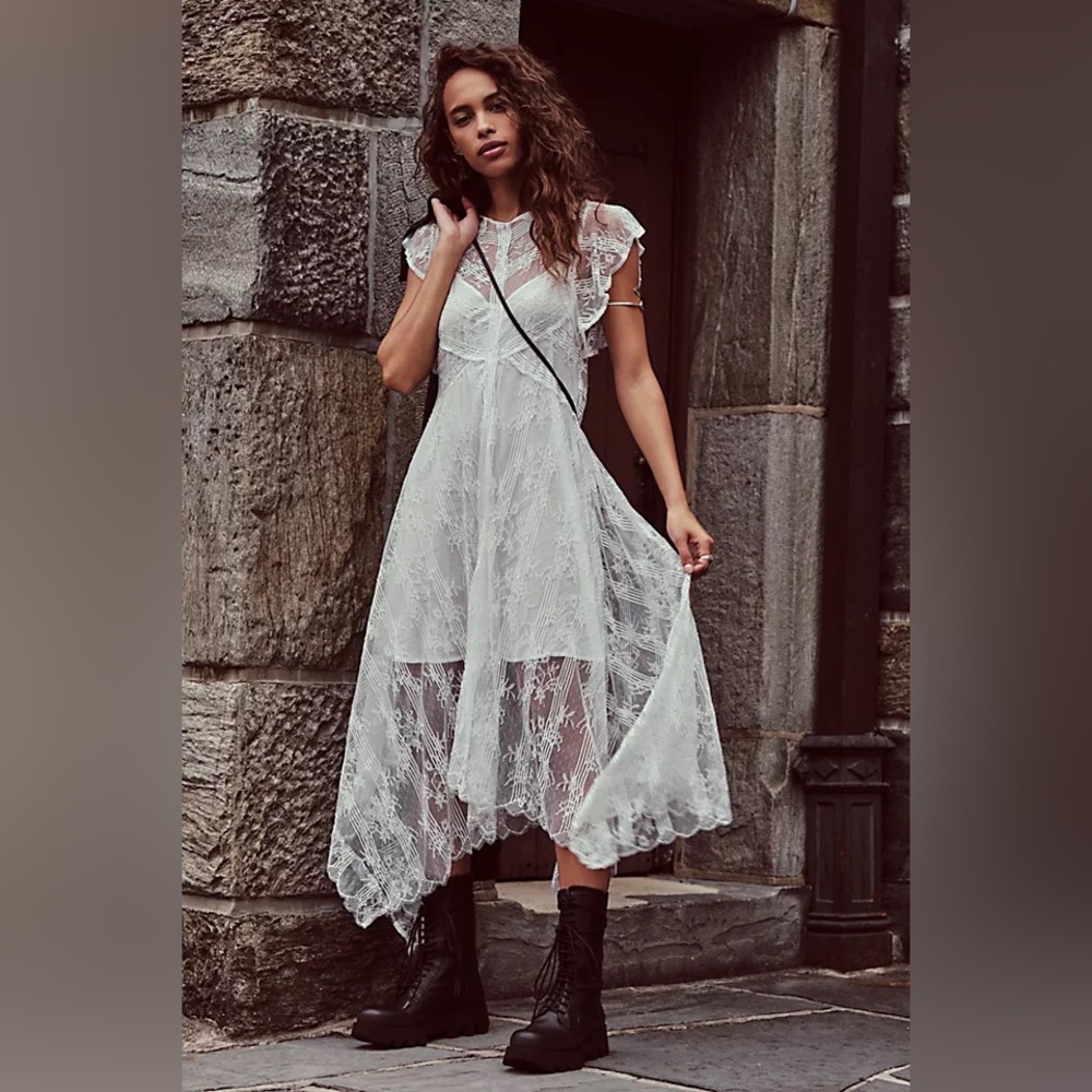 FREE PEOPLE Lianna Lace Dress / Size Small / Red